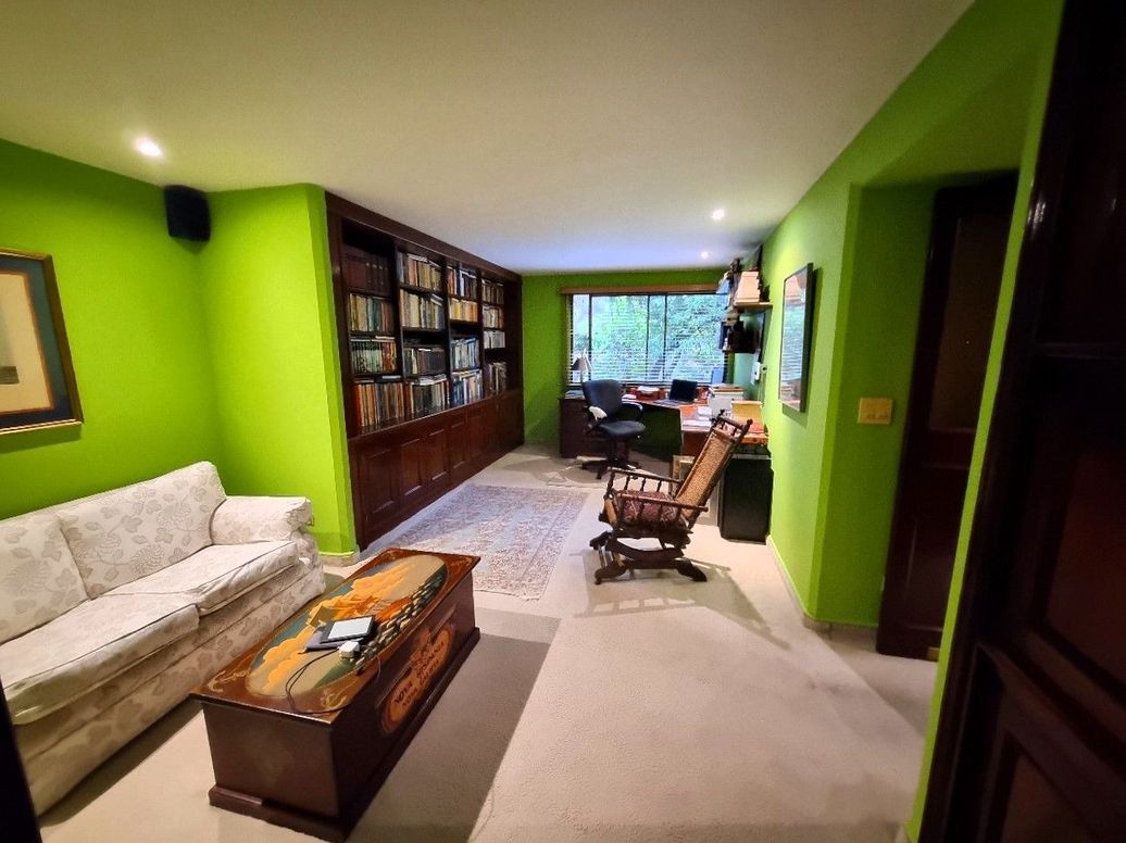 Apartamento de 3 alcobas en venta en Santa Barbara Occidental, Bogotá, 152 m² · foto 14 de 17