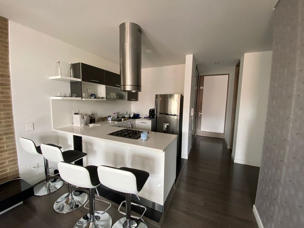 Apartamento de 2 alcobas en arriendo en Santa Barbara Occidental - Edif Nuba, Bogotá, 85 m² · foto 7 de 18