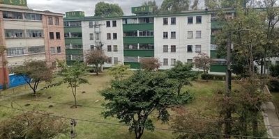 43-Apartamento tercer piso, vista exterior, inmueble en muy estado de conservación, cambio de tuberia.