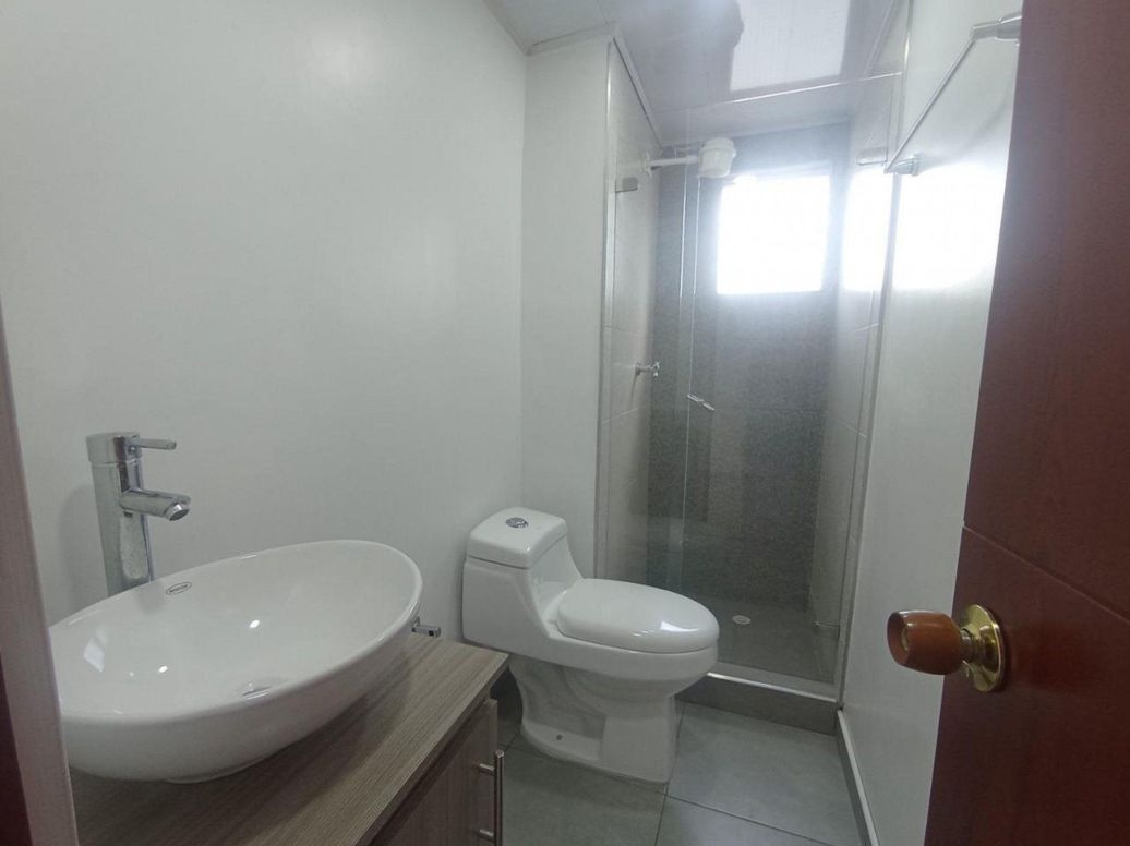 Apartamento de 2 alcobas en venta en Chapinero Noroccidental, Bogotá, 41 m² · foto 5 de 6