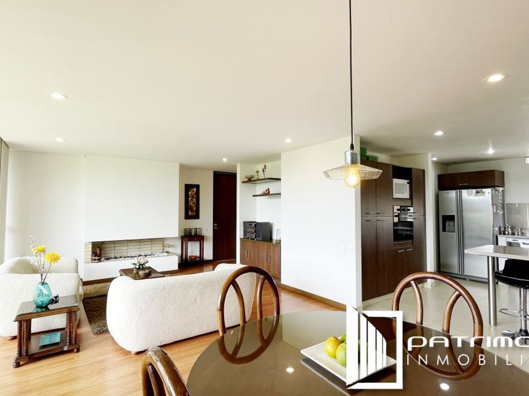 Apartamento de 3 alcobas en venta en Arrayanes, Bogotá, 141 m² · foto 3 de 20