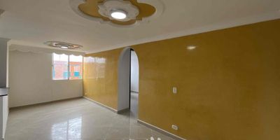 [VEN] ID HOUM: 131309

En Houm te ayudamos de forma fácil y segura. Los beneficios de comprar con nosotros:
    • Te ayudamos a conseguir financiamiento a través de una asesoría personalizada
    • Mediación y seguimiento de todo el proceso
    • Ponemos a tu disposición profesionales en notariado, registro y asesoría jurídica
¡Solo te preocupas de las firmas!

Departamento en venta, ubicado en el barrio El Porvenir, Bosa Occidental, con una superficie construida de 55.00 m² y superficie total de 55.00 m². 

Sus principales características son:

    • 2 dormitorios
    • 1 baño
    • Admite mascotas
    • Cocina tipo americana
    • Piso 6
    • Año de construcción: 2000
            
Si compras con nosotros, te brindamos asesoría personalizada durante todo el proceso.
        
¡Comienza una nueva etapa con Houm! Compra fácil, rápido y seguro.