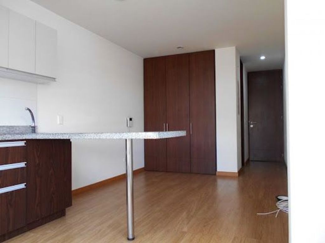 Apartaestudio en venta en Chapinero Occidental, Bogotá, 23 m² · foto 2 de 16