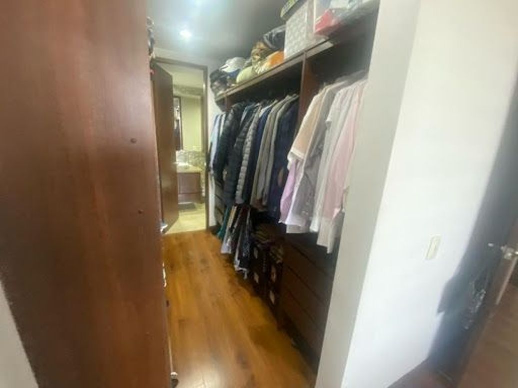Apartamento de 4 alcobas en venta en Bella Suiza, Bogotá, 130 m² · foto 13 de 20