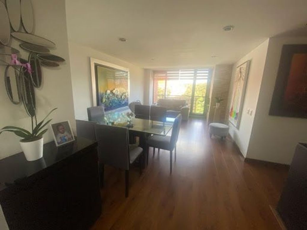 Apartamento de 4 alcobas en venta en Bella Suiza, Bogotá, 130 m² · foto 4 de 20