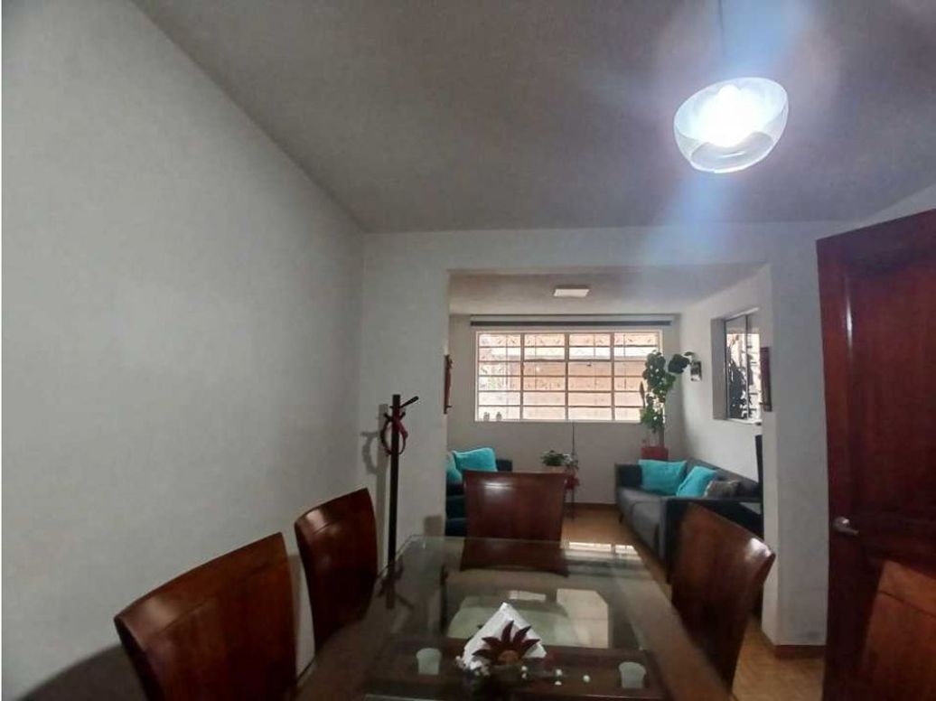 Casa de 9 alcobas en venta en San Fernando, Bogotá, 232 m² · foto 8 de 20