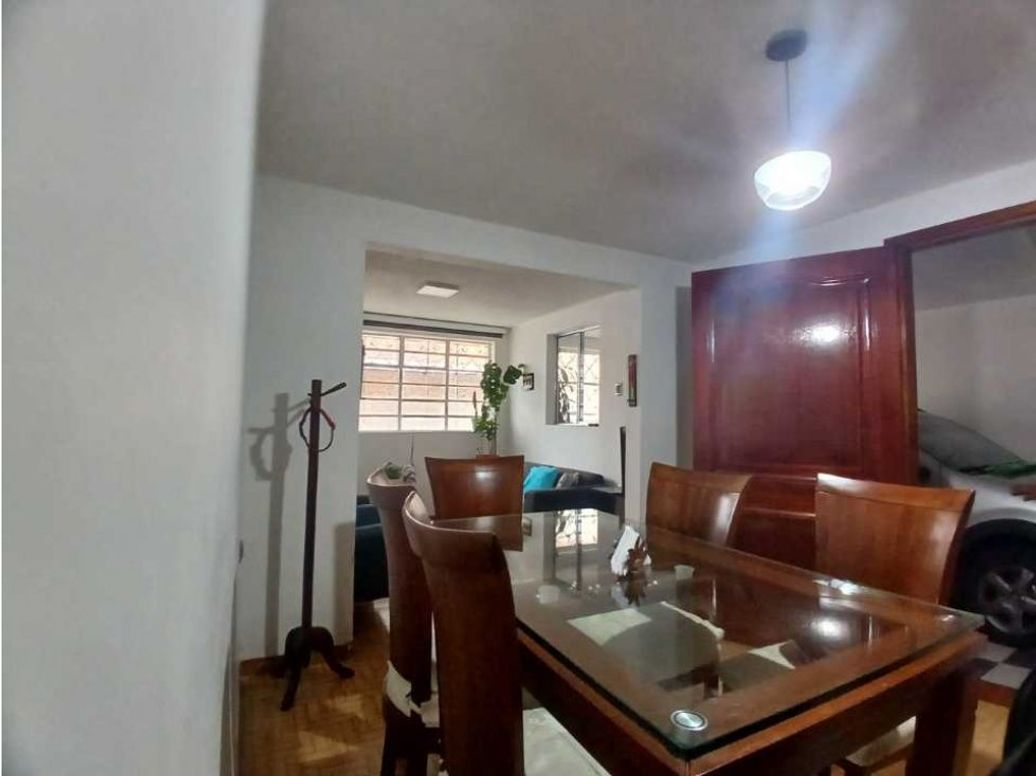 Casa de 9 alcobas en venta en San Fernando, Bogotá, 232 m² · foto 10 de 20