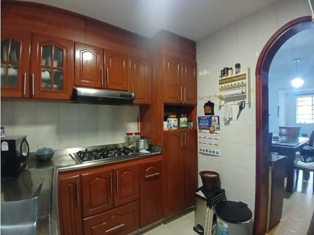 Casa de 9 alcobas en venta en San Fernando, Bogotá, 232 m² · foto 11 de 20