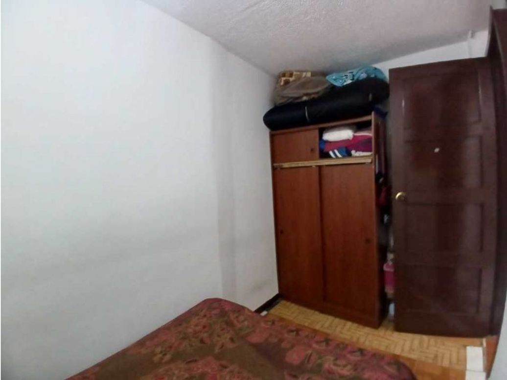 Casa de 9 alcobas en venta en San Fernando, Bogotá, 232 m² · foto 17 de 20