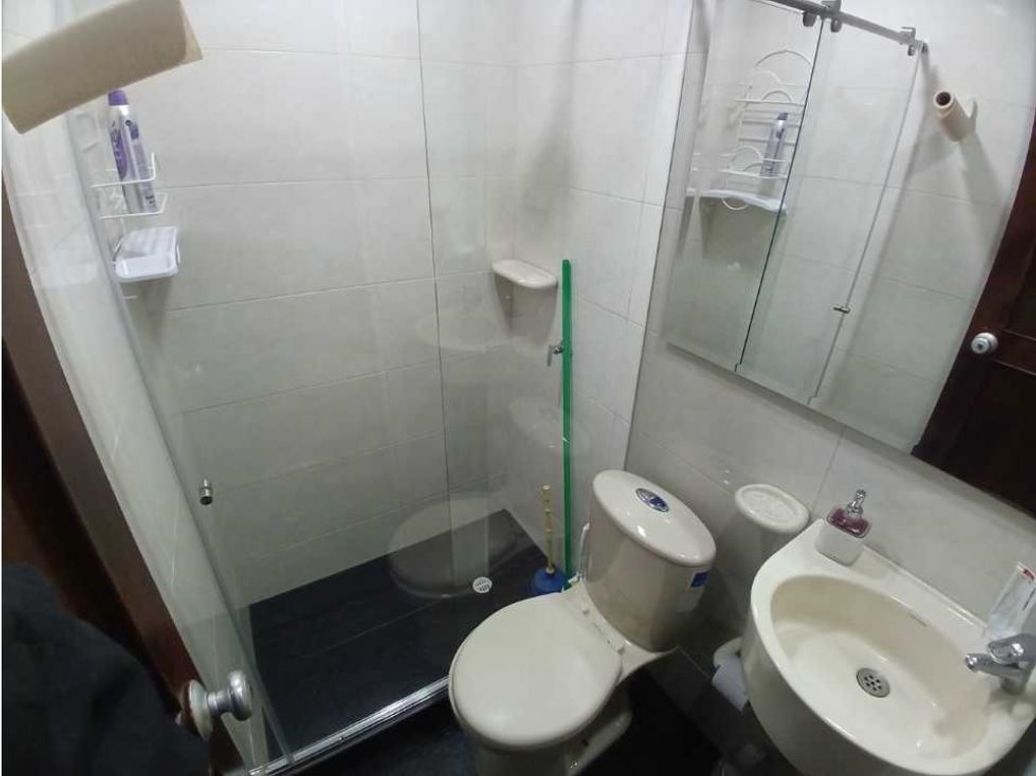 Casa de 9 alcobas en venta en San Fernando, Bogotá, 232 m² · foto 15 de 20