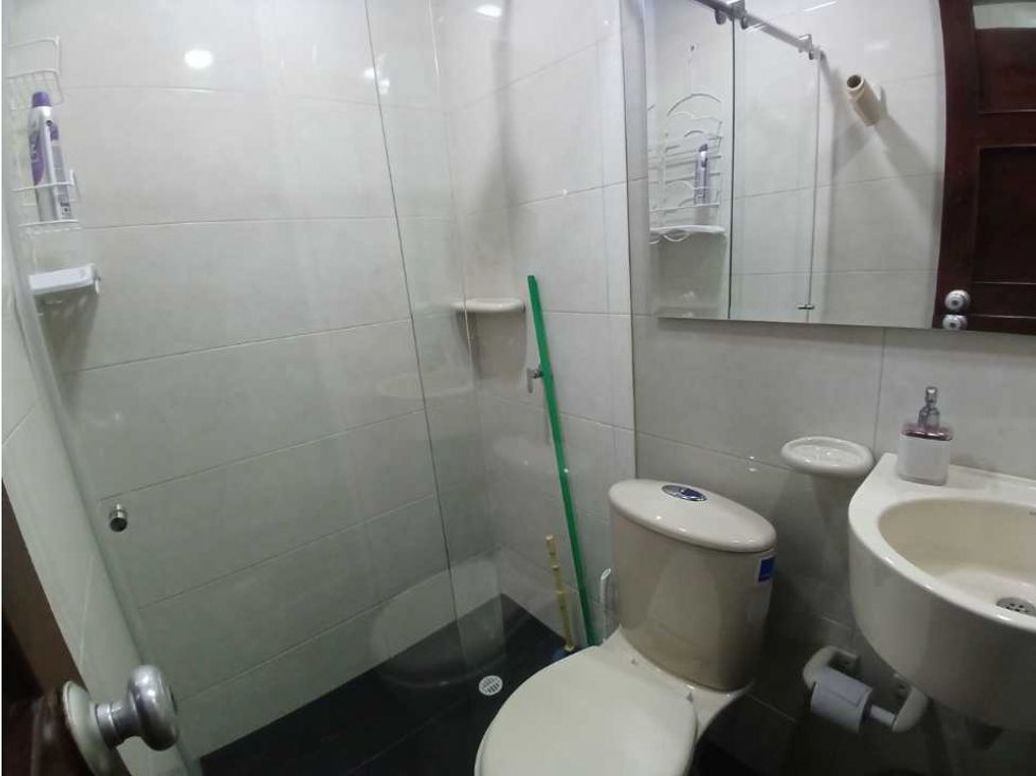 Casa de 9 alcobas en venta en San Fernando, Bogotá, 232 m² · foto 14 de 20