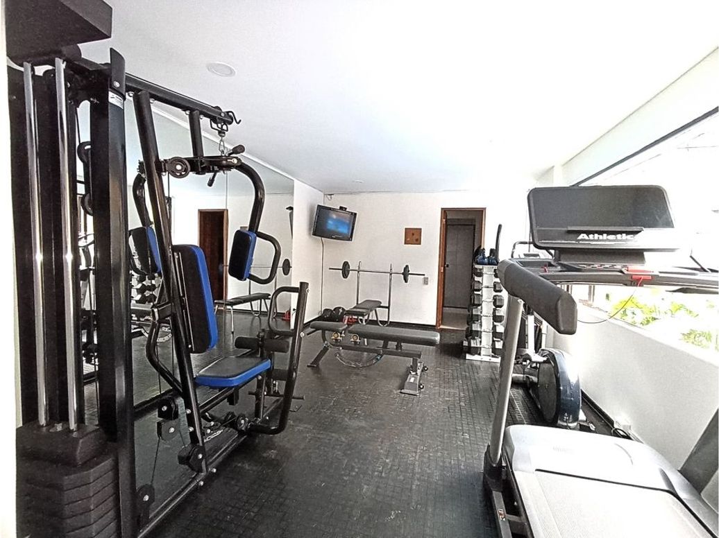 Apartamento de 3 alcobas en venta en Los Rosales, Bogotá, 194 m² · foto 20 de 20