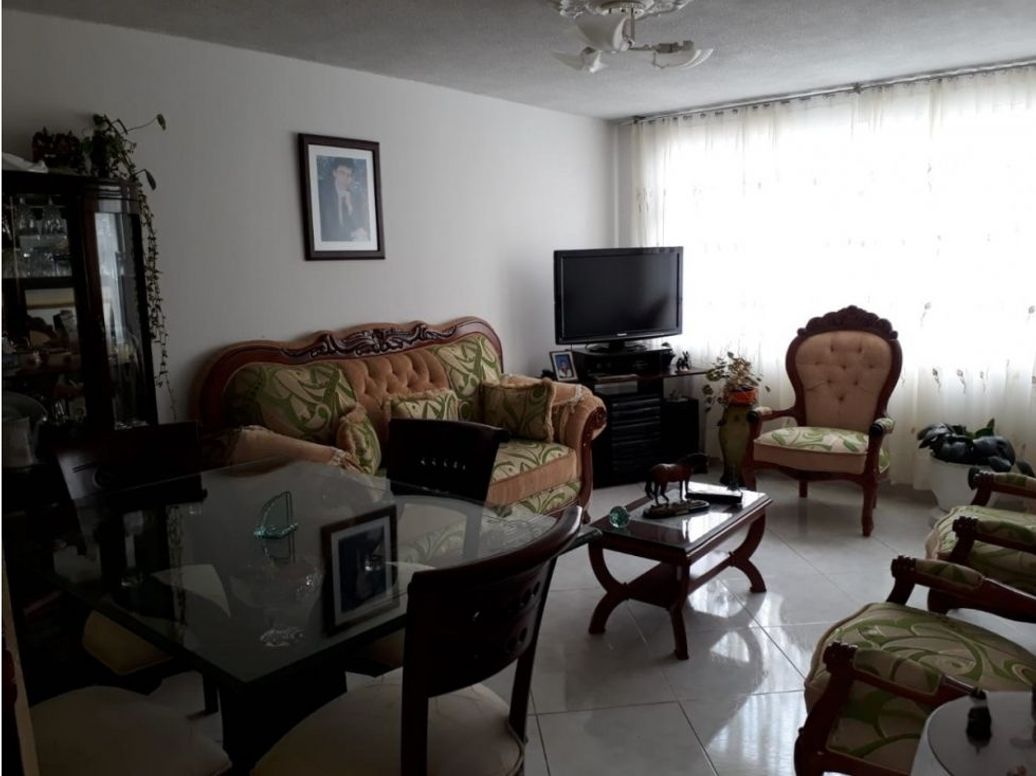 Casa de 6 alcobas en venta en Roma, Bogotá, 240 m² · foto 12 de 20