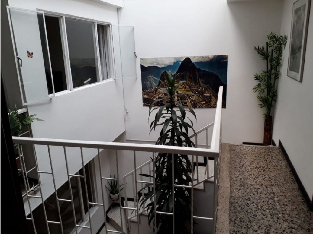 Casa de 6 alcobas en venta en Roma, Bogotá, 240 m² · foto 13 de 20