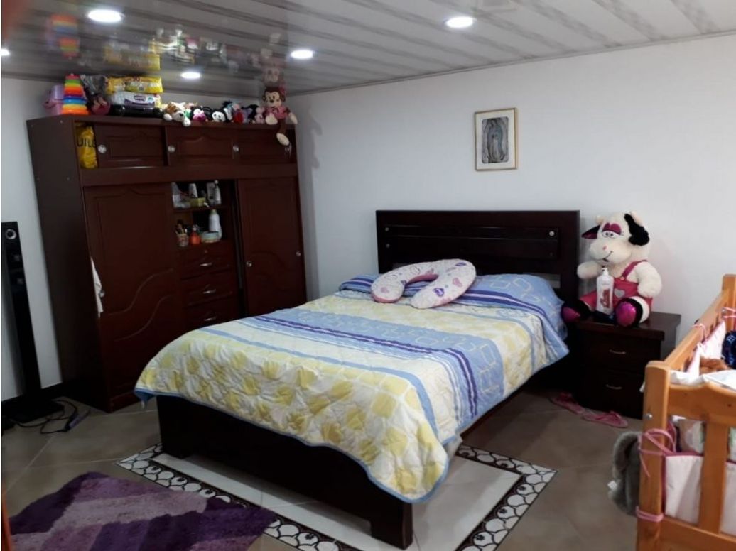 Casa de 6 alcobas en venta en Roma, Bogotá, 240 m² · foto 16 de 20