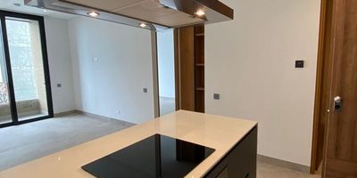 VENDO APARTA ESTUDIO EXCLUSIVO SECTOR PARA ESTRENAR. consta de habitación amplia con vestier y baño ,cocina abierta .sala comedor con Vista , baño social , balcon , zona de ropas , exclusivo conjunto que cuenta con piscina sin fin , zona de juegos bar adultos con mesa de billar ,sala de juntas , juegos para niños , cine con sillas super cómodas , espectacular terraza en el ultimo piso con vista 360 a toda la ciudad , para que compartas con tu amigos y familiares  ,  zona barbacoa ,jacuzzi  , 1 parqueadero.depósito 