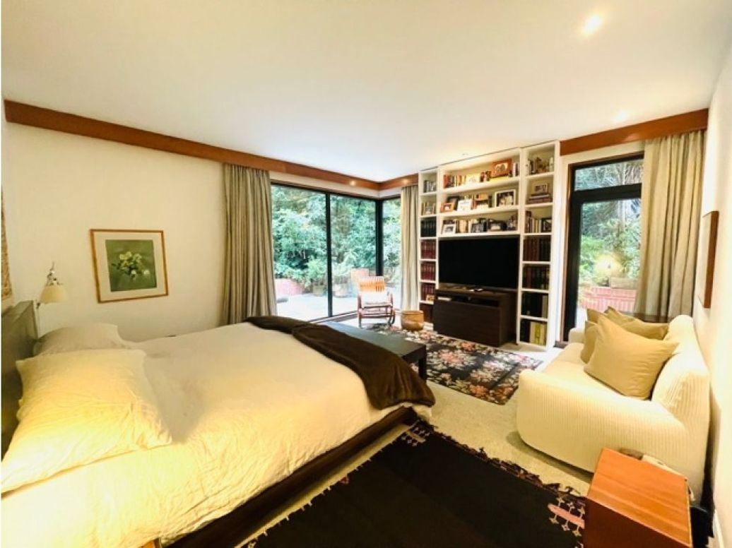 Apartamento de 3 alcobas en venta en Chico Oriental, Bogotá, 360 m² · foto 9 de 16