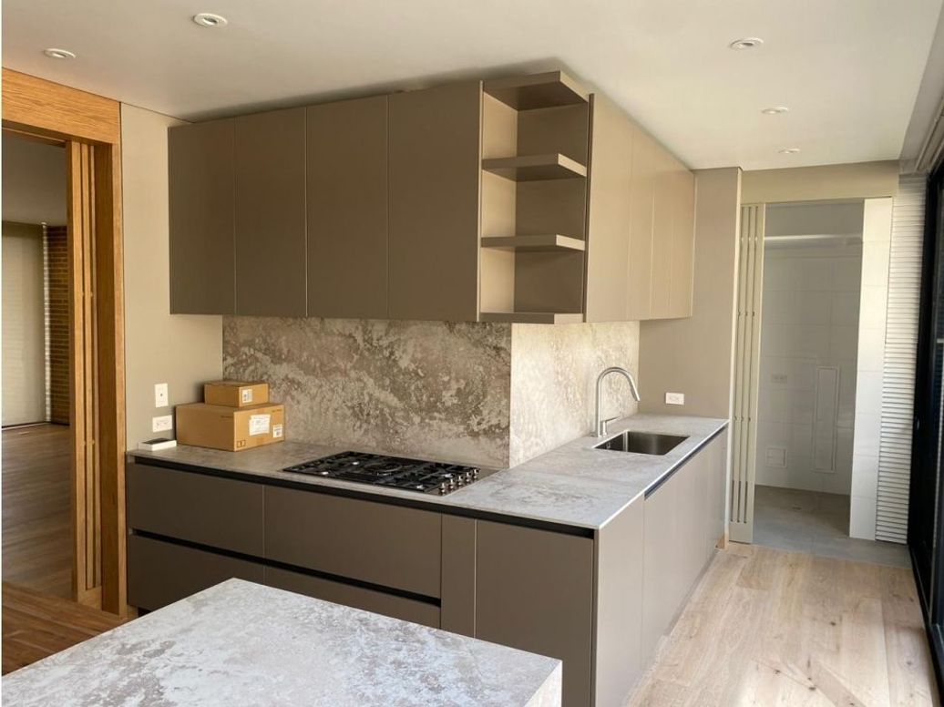 Apartaestudio en venta en El Refugio, Bogotá, 210 m² · foto 14 de 17