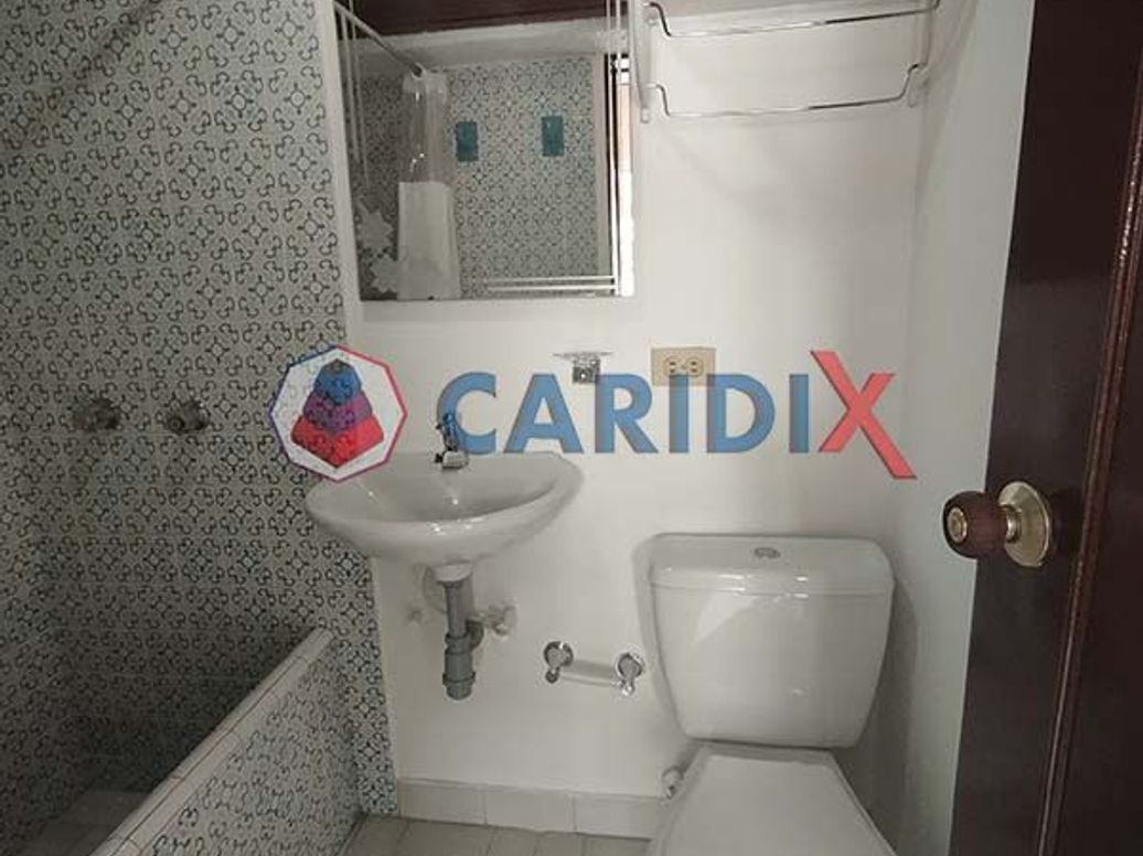 Casa de 4 alcobas en venta en Villa Luz, Bogotá, 161 m² · foto 9 de 20