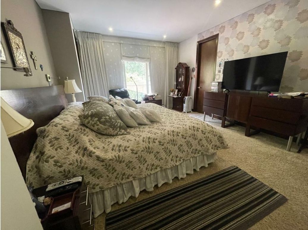 Apartamento de 3 alcobas en venta en Sagrado Corazón, Bogotá, 324 m² · foto 3 de 7