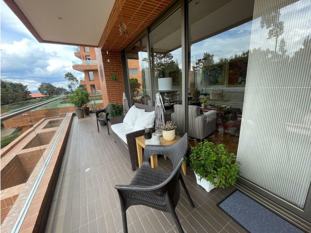 Apartamento de 3 alcobas en venta en Sagrado Corazón, Bogotá, 324 m² · foto 2 de 7