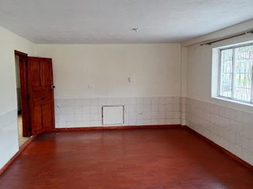 Casa de 9 alcobas en venta en Gran Britalia, Bogotá, 350 m² · foto 6 de 20