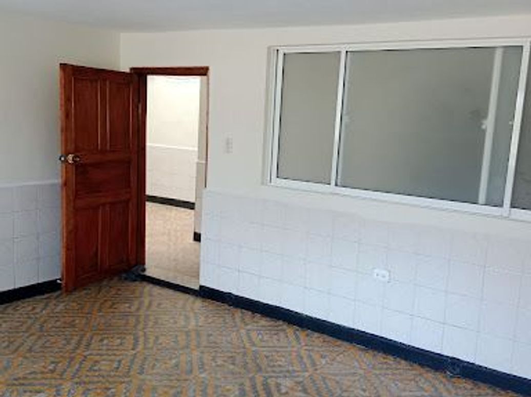 Casa de 9 alcobas en venta en Gran Britalia, Bogotá, 350 m² · foto 5 de 20