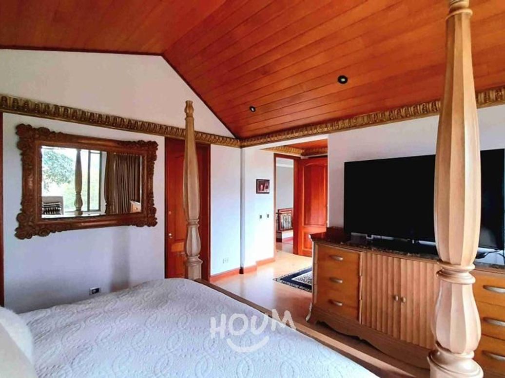 Casa de 4 alcobas en venta en Suba Naranjos, Bogotá, 321 m² · foto 9 de 20