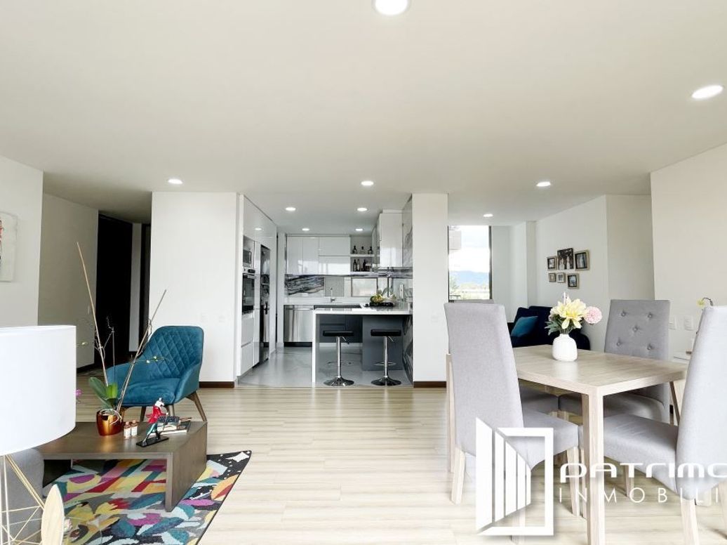 Apartamento de 3 alcobas en venta en Casa Blanca, Bogotá, 122 m² · foto 4 de 20