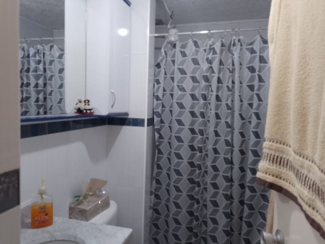 Apartamento de 3 alcobas en venta en Cjr Andes Reservado 4, Bogotá, 144 m² · foto 7 de 12