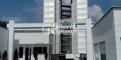 APARTAMENTO UBICADO EN RESERVA CARDALES  CONJUNTO CON PRIVILEGIADA ZONA SOCIAL  Y ZONAS VERDES, CUENTA CON 3 HABITACIONES CON CLOSET, SALA COMEDOR,  BALCÓN,  DOS BAÑOS, COCINA INTEGRAL, ZONA DE ROPAS, PARQUEADERO. VIGILANCIA 24 HORAS.