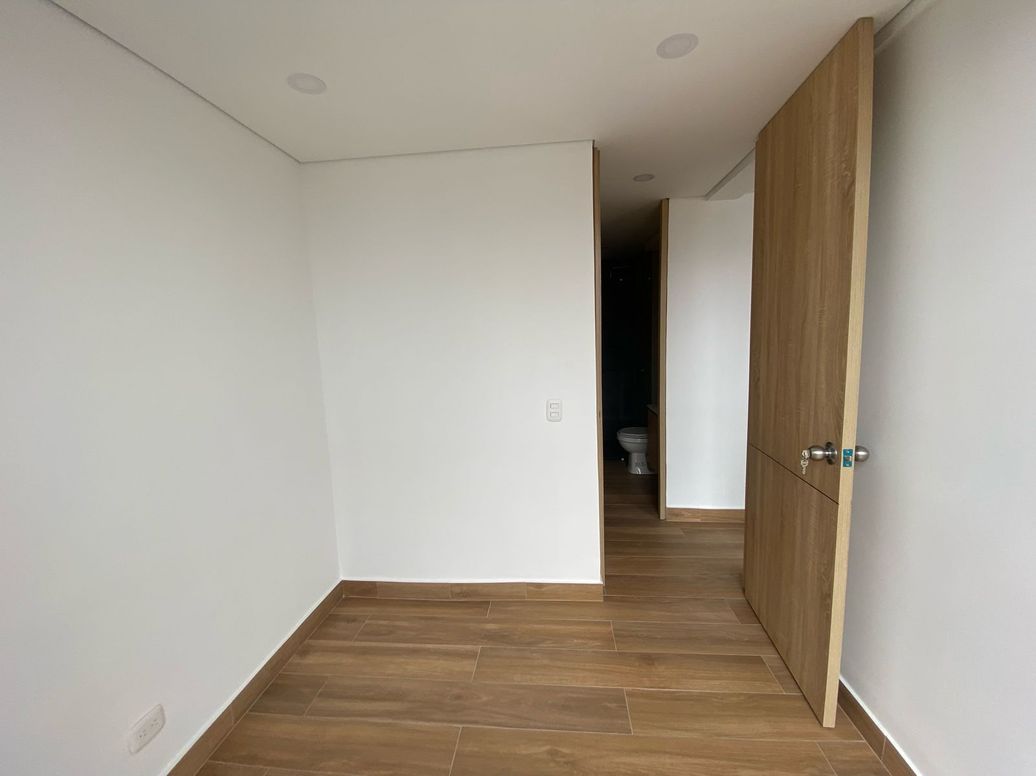 Apartaestudio en arriendo en Altos De Suba, Bogotá, 35 m² · foto 12 de 16