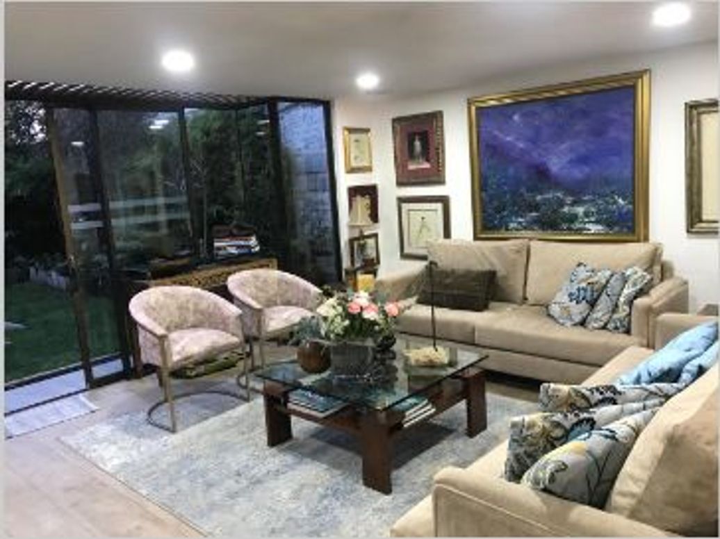 Casa de 4 alcobas en venta en La Floresta Norte, Bogotá, 270 m² · foto 3 de 12