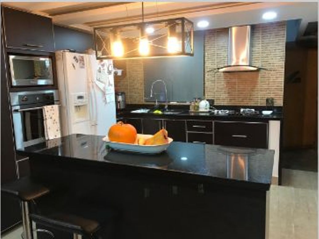 Casa de 4 alcobas en venta en La Floresta Norte, Bogotá, 270 m² · foto 5 de 12