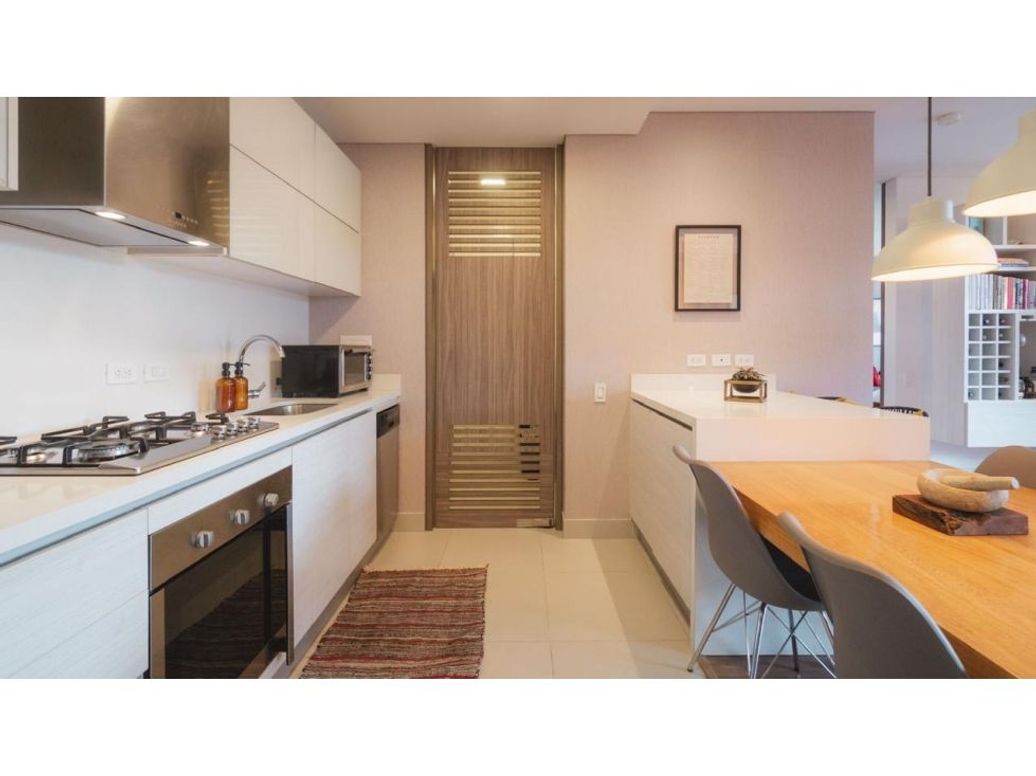 Apartaestudio en venta en Chicó Reservado, Bogotá, 88 m² · foto 12 de 13