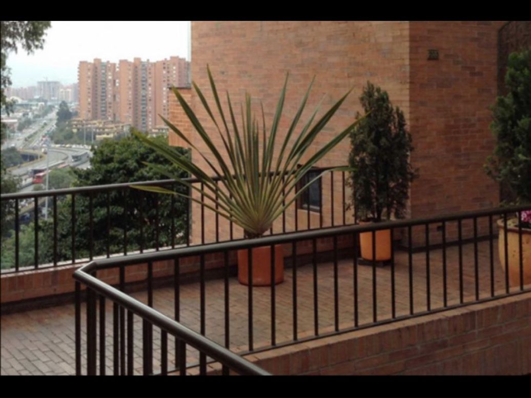 Apartamento de 4 alcobas en venta en Cerros De Suba, Bogotá, 487 m² · foto 4 de 20