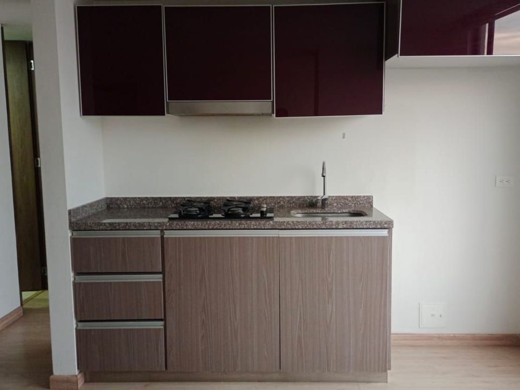 Apartamento de 4 alcobas en venta en Bellavista Occidental, Bogotá, 98 m² · foto 5 de 19