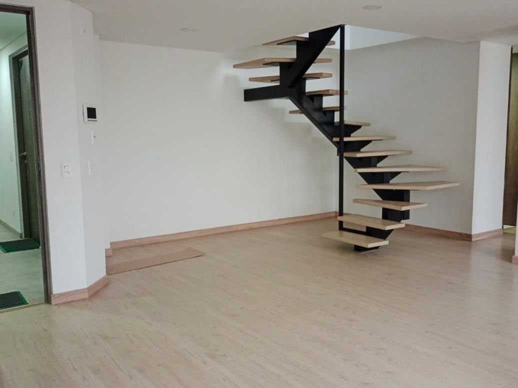 Apartamento de 4 alcobas en venta en Bellavista Occidental, Bogotá, 98 m² · foto 7 de 19