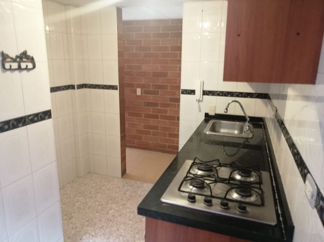 Apartamento de 3 alcobas en venta en Tabora, Bogotá, 56 m² · foto 3 de 15