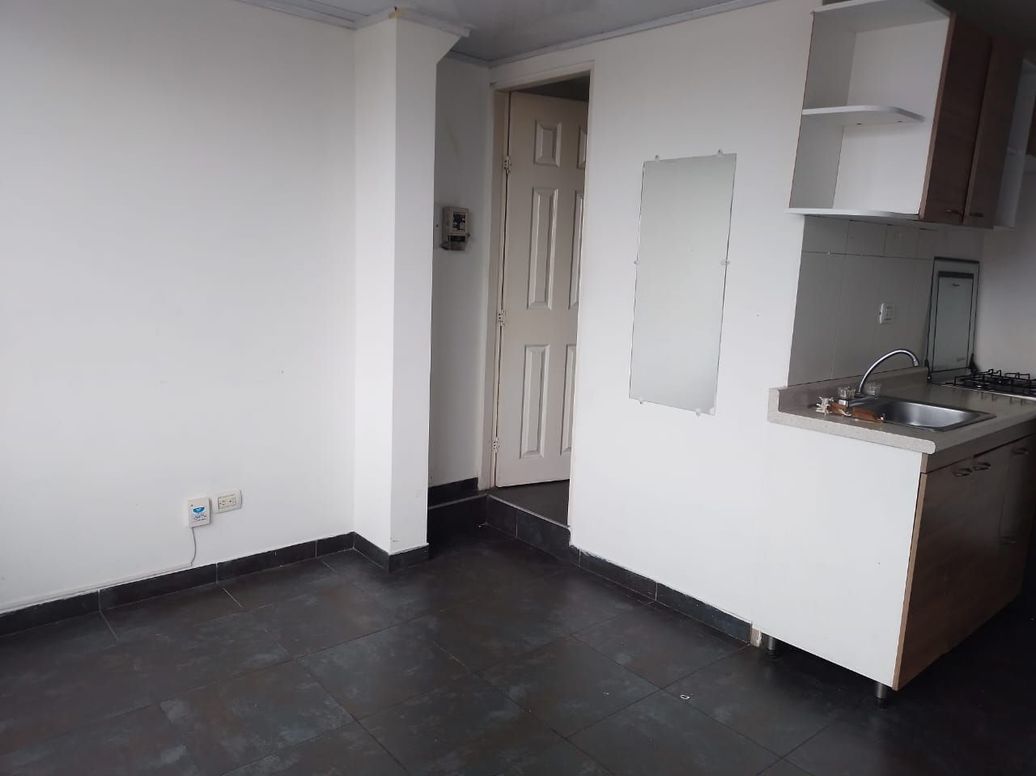 Casa de 6 alcobas en venta en El Laurel, Bogotá, 150 m² · foto 12 de 20