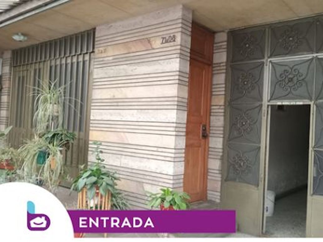 Casa de 5 alcobas en venta en Colombia, Bogotá, 306 m² · foto 3 de 13