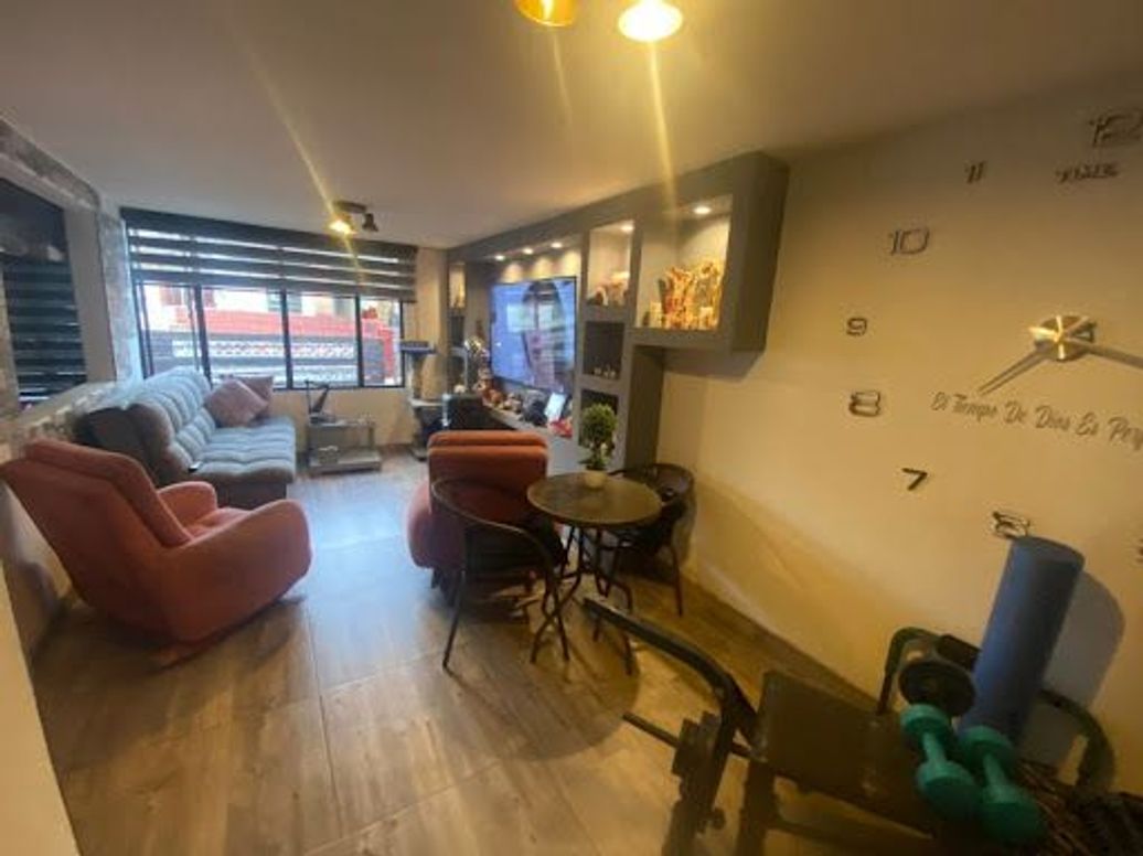 Apartamento de 10 alcobas en venta en Olarte, Bogotá, 280 m² · foto 6 de 17
