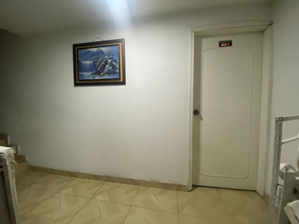Apartamento de 10 alcobas en venta en Olarte, Bogotá, 280 m² · foto 4 de 17