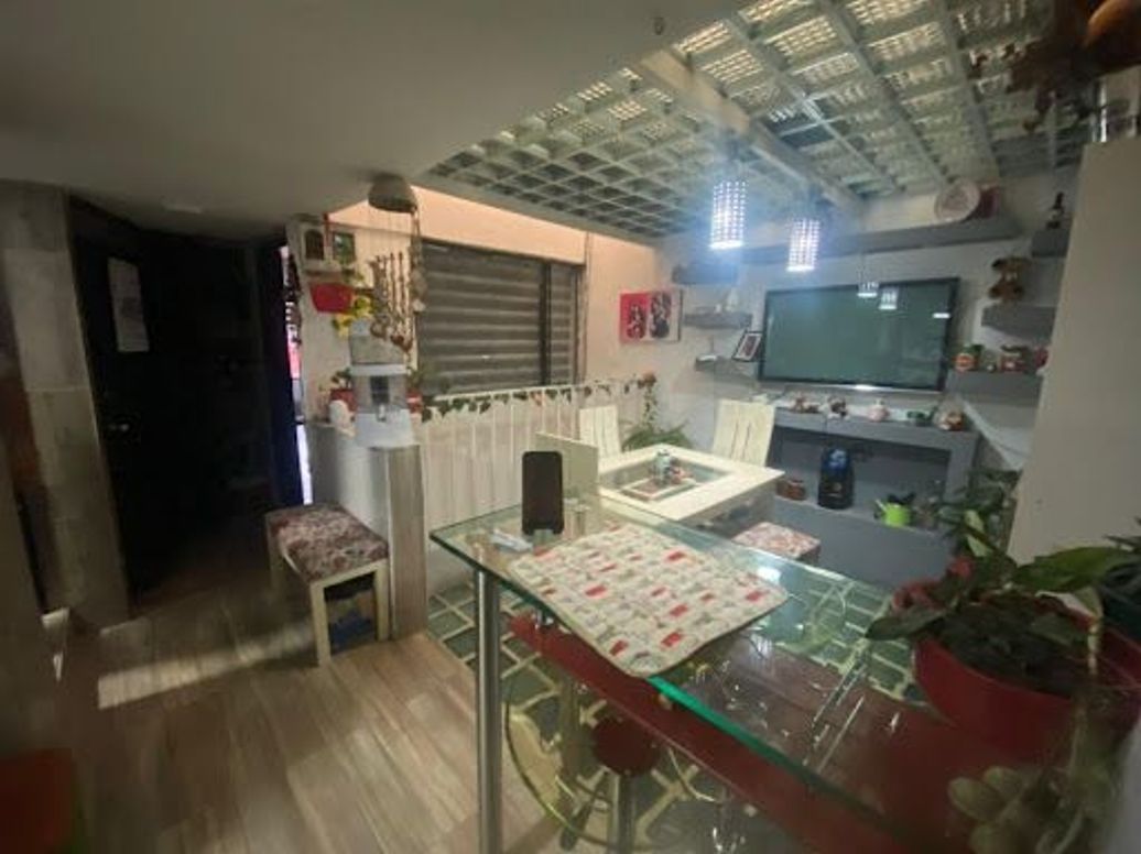 Apartamento de 10 alcobas en venta en Olarte, Bogotá, 280 m² · foto 10 de 17