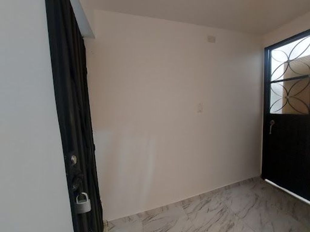 Casa de 9 alcobas en venta en Prado Veraniego Norte, Bogotá, 350 m² · foto 3 de 8