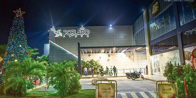 ¡Bienvenido al local perfecto para tu próximo negocio! Este espacio en arriendo cuenta con 37 metros cuadrados listos para que des rienda suelta a tu creatividad y emprendas ese proyecto que tanto has soñado. Con una ubicación estratégica en una zona de alto tráfico, este local te ofrece la visibilidad y la comodidad que necesitas para atraer a tus clientes. Por tan solo $1,900,000 podrás hacer realidad tus ambiciones empresariales. Contáctanos para más información y agenda una visita. 321 8521992..