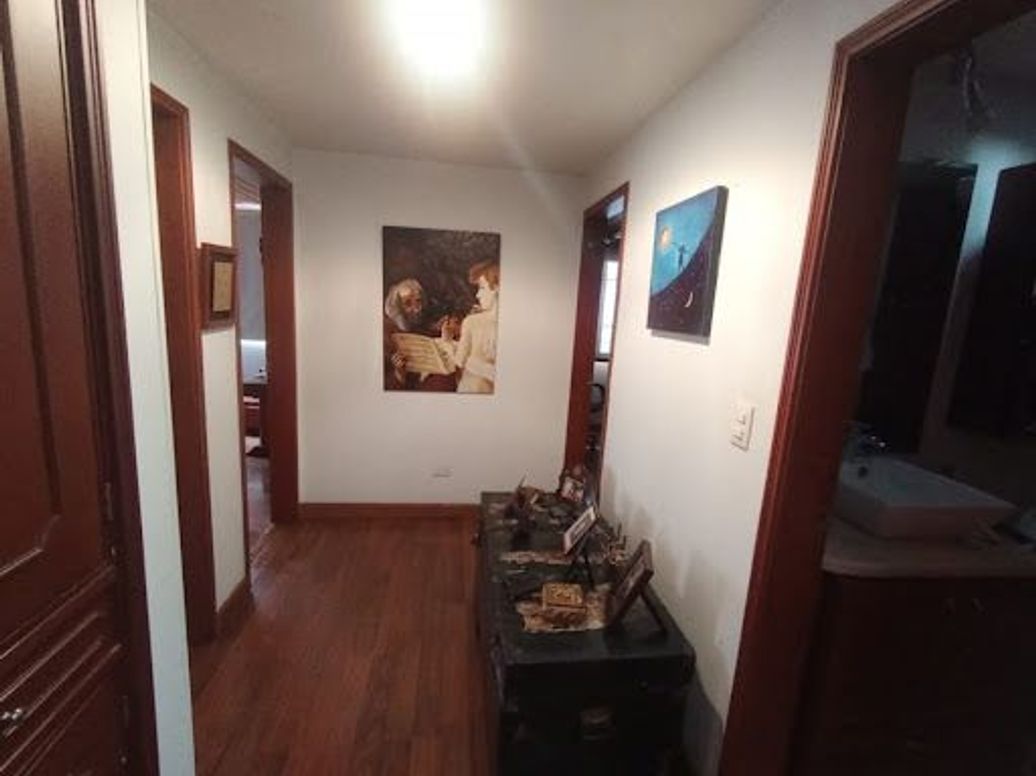 Apartamento de 3 alcobas en venta en San Patricio, Bogotá, 116 m² · foto 7 de 18