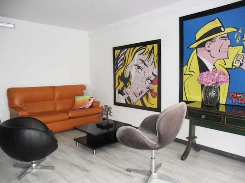 Casa de 5 alcobas en venta en Polo Club, Bogotá, 228 m² · foto 2 de 20