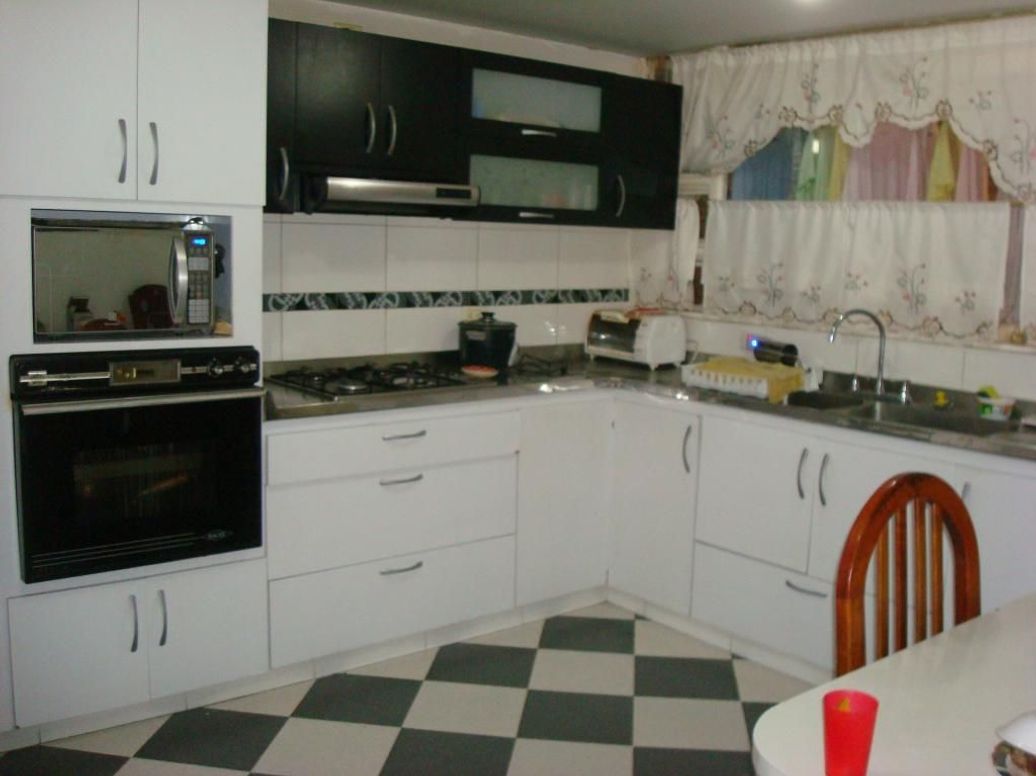 Casa de 4 alcobas en venta en Estoril, Bogotá, 297 m² · foto 16 de 20