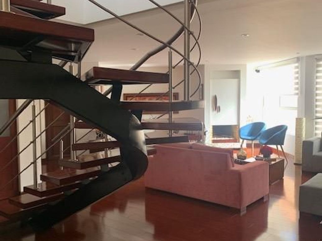 Apartamento de 3 alcobas en venta en Los Alpes, Bogotá, 224 m² · foto 4 de 20